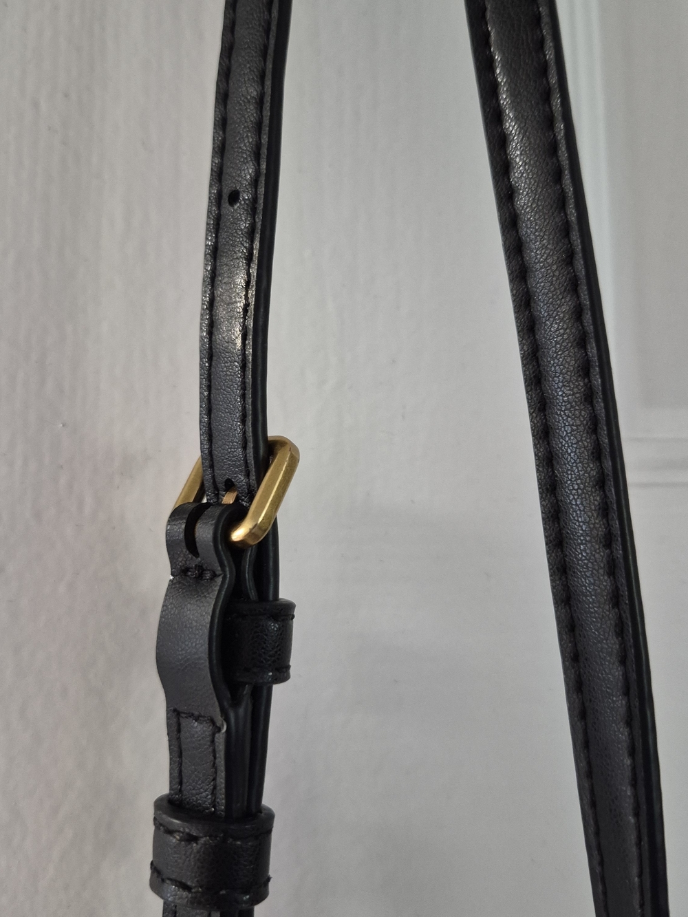 DKNY Black Leather Crossbody Bag Phone Holder Wallet - Picture 6 of 7